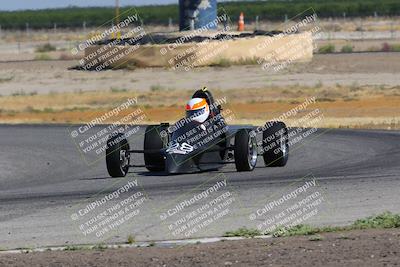 media/Jun-04-2022-CalClub SCCA (Sat) [[1984f7cb40]]/Group 3/Qualifying (Sweeper)/